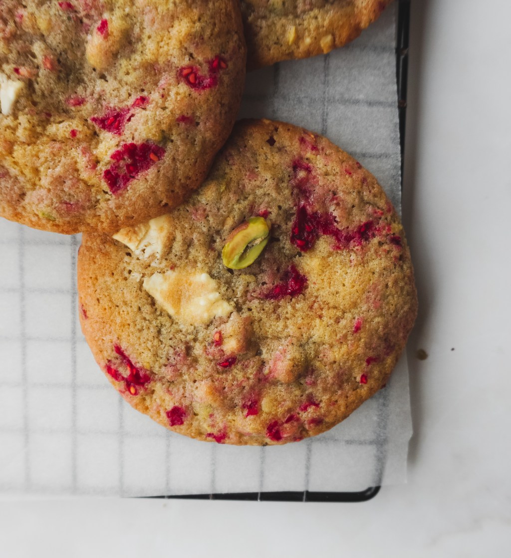 Raspberry and Pistachio White Chocolate&nbsp;Cookies