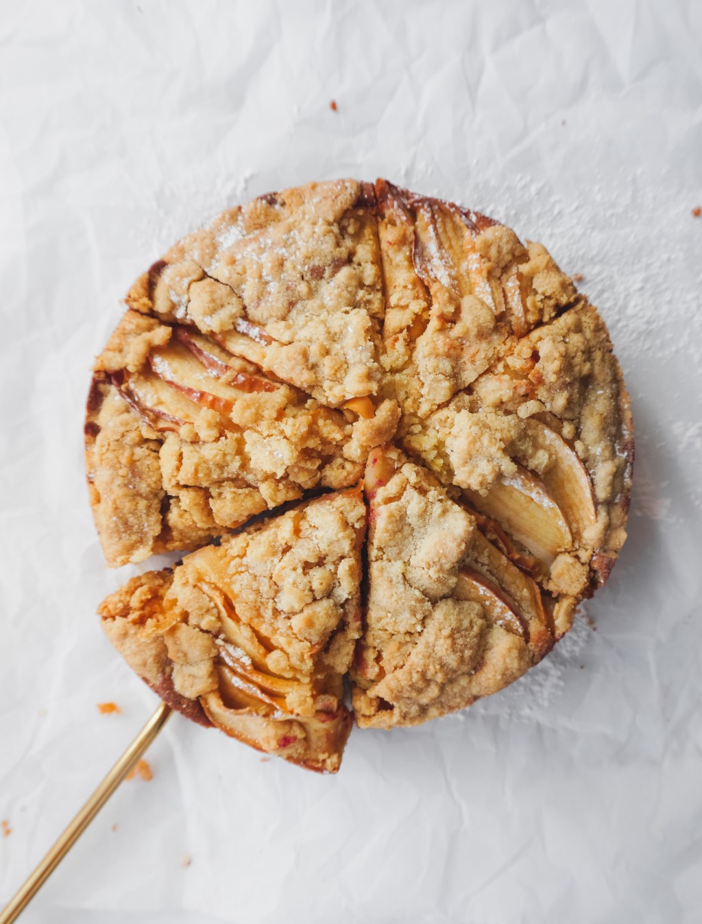 Blackberry Apple Crumble&nbsp;Cake