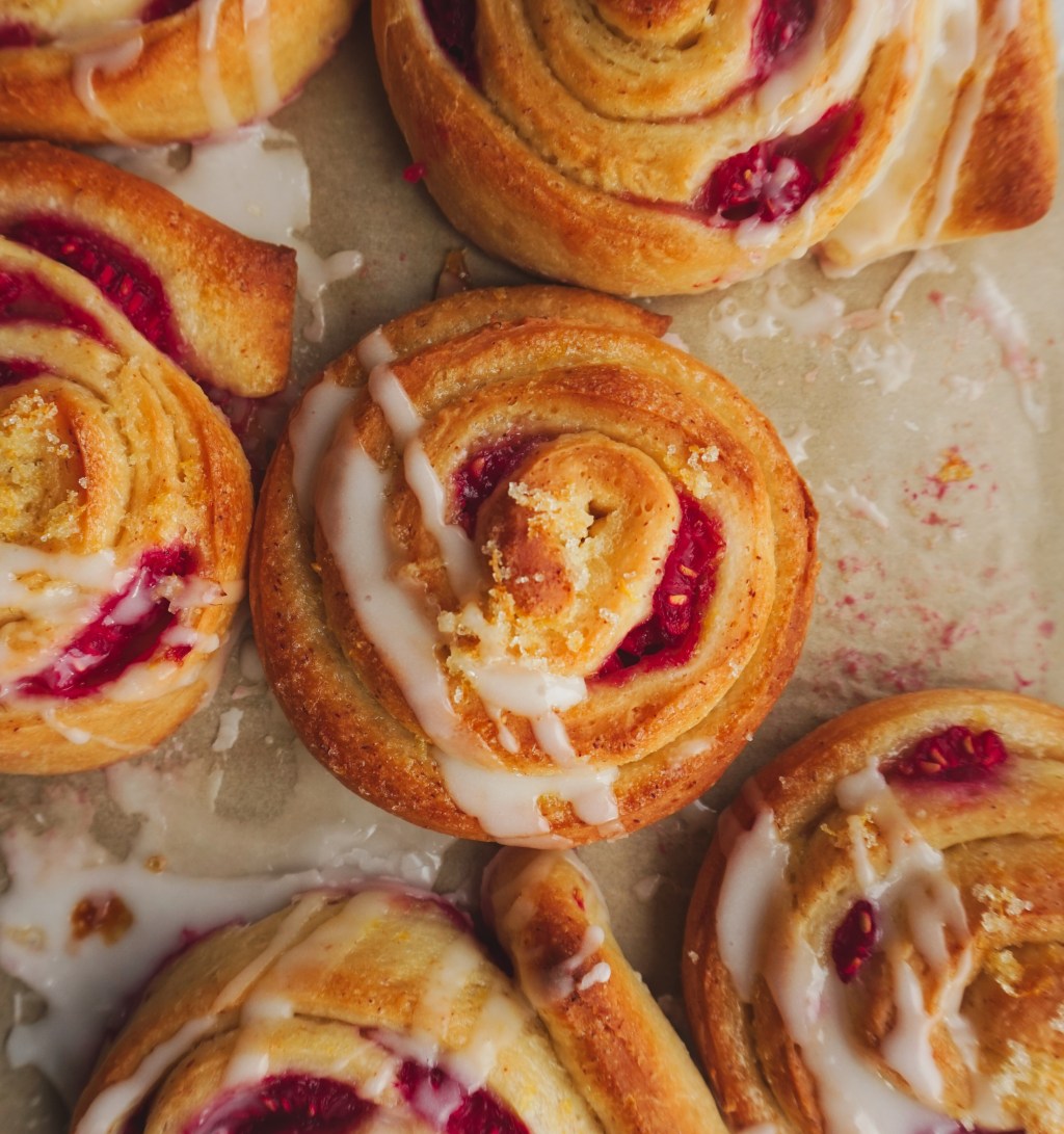 Lemon and Raspberry Rolls with Lemon&nbsp;Drizzle